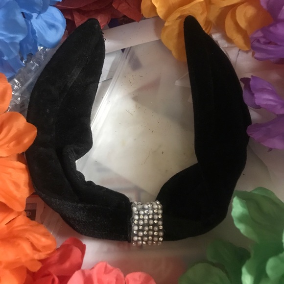 Headband with Rhinestones - Picture 8 of 8